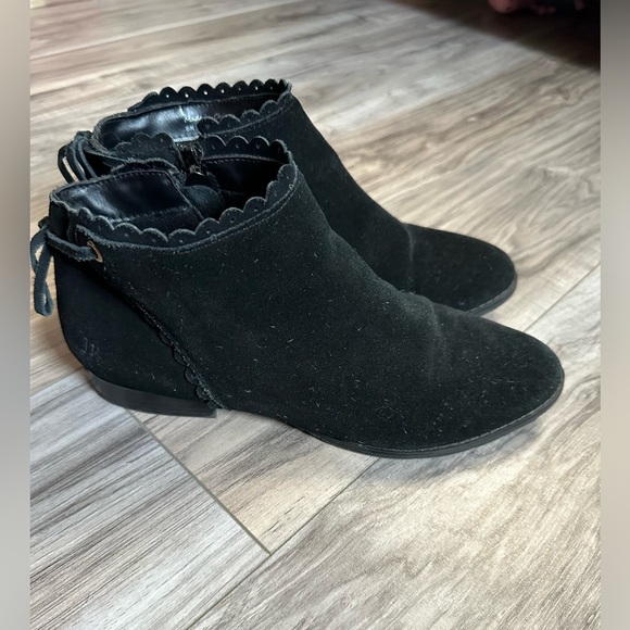 Jack Rogers Women's‎ Suede Leather Almond Toe Black Ankle Booties Size 8 - Picture 1 of 9